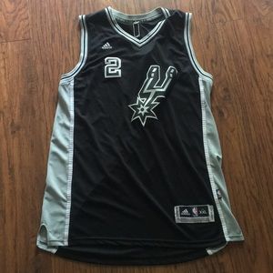 Spurs ‘Leonard’ jersey